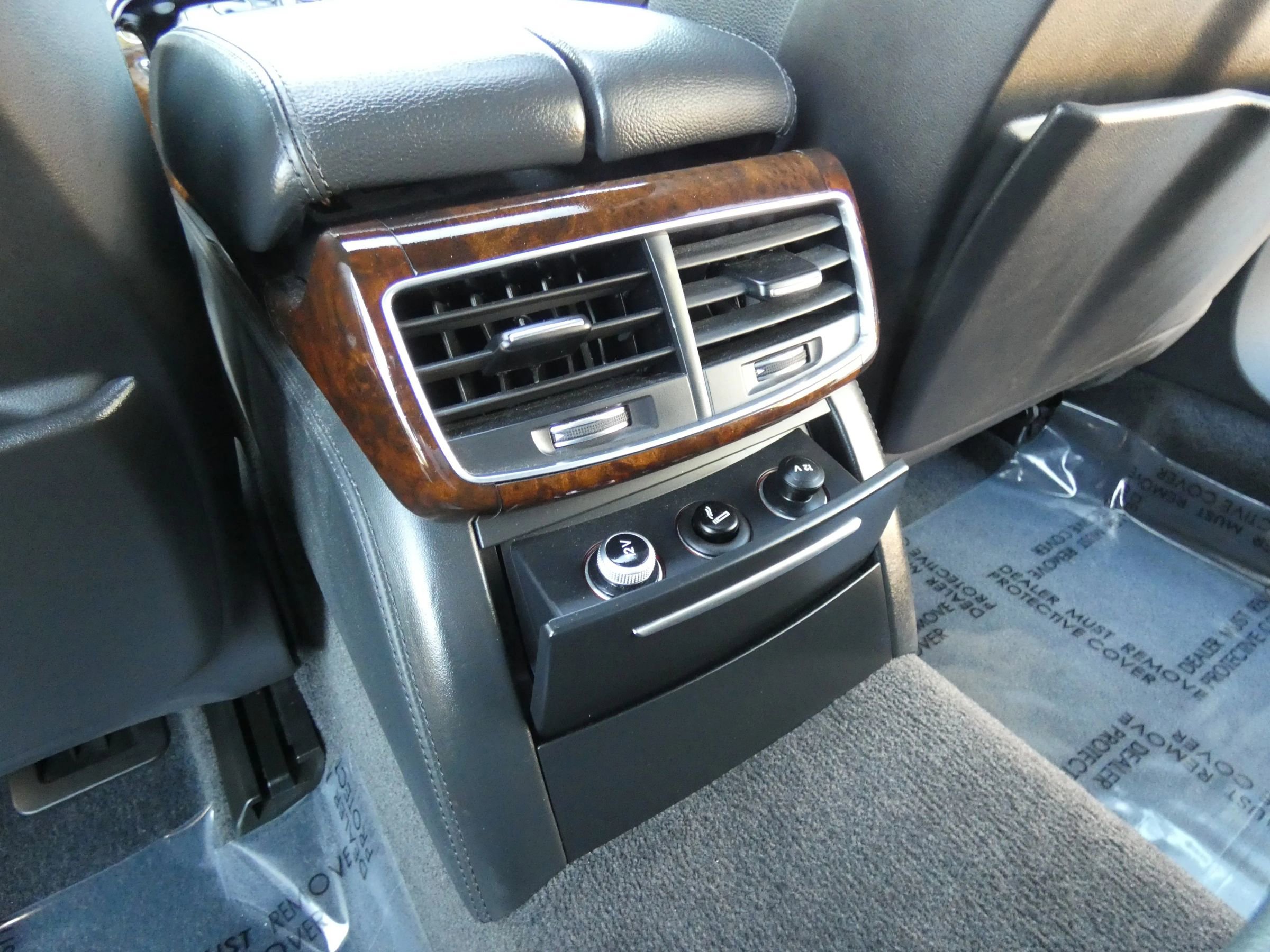 Used 2015 Audi A8 L 4.0T image 57