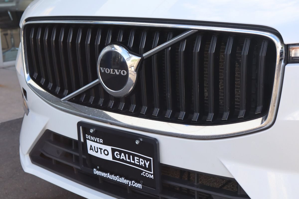 Used 2022 Volvo XC60 B5 Momentum AWD/4WD image 32