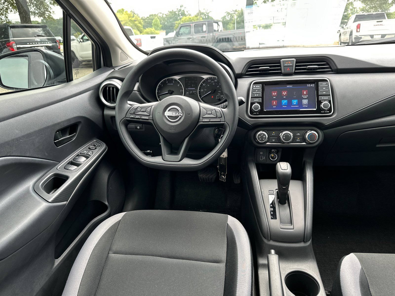 New 2025 Nissan Versa S w/ S Plus Package FWD image 22