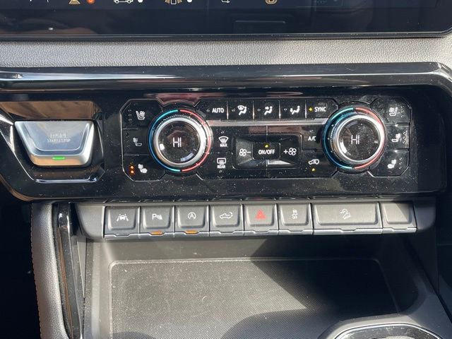 Used 2025 GMC Sierra 1500 AT4 w/ AT4 Premium Package image 13