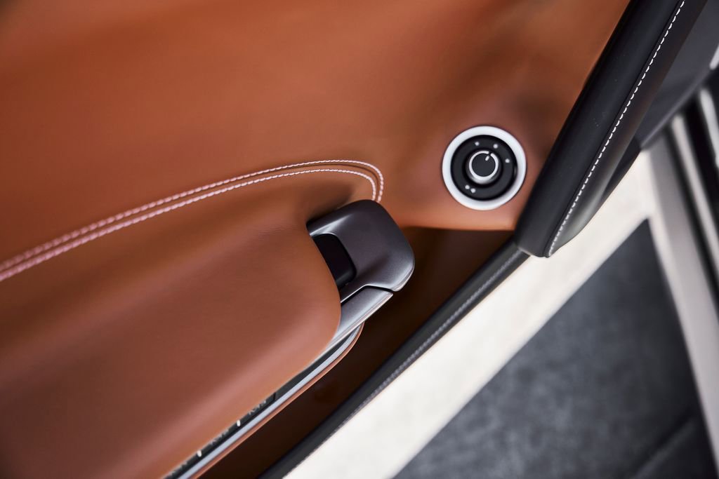 Used 2018 Ferrari GTC4Lusso AWD/4WD image 34