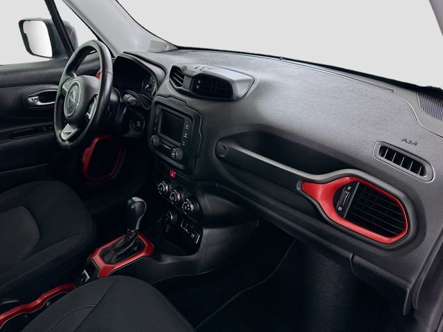 Used 2016 Jeep Renegade Trailhawk image 26