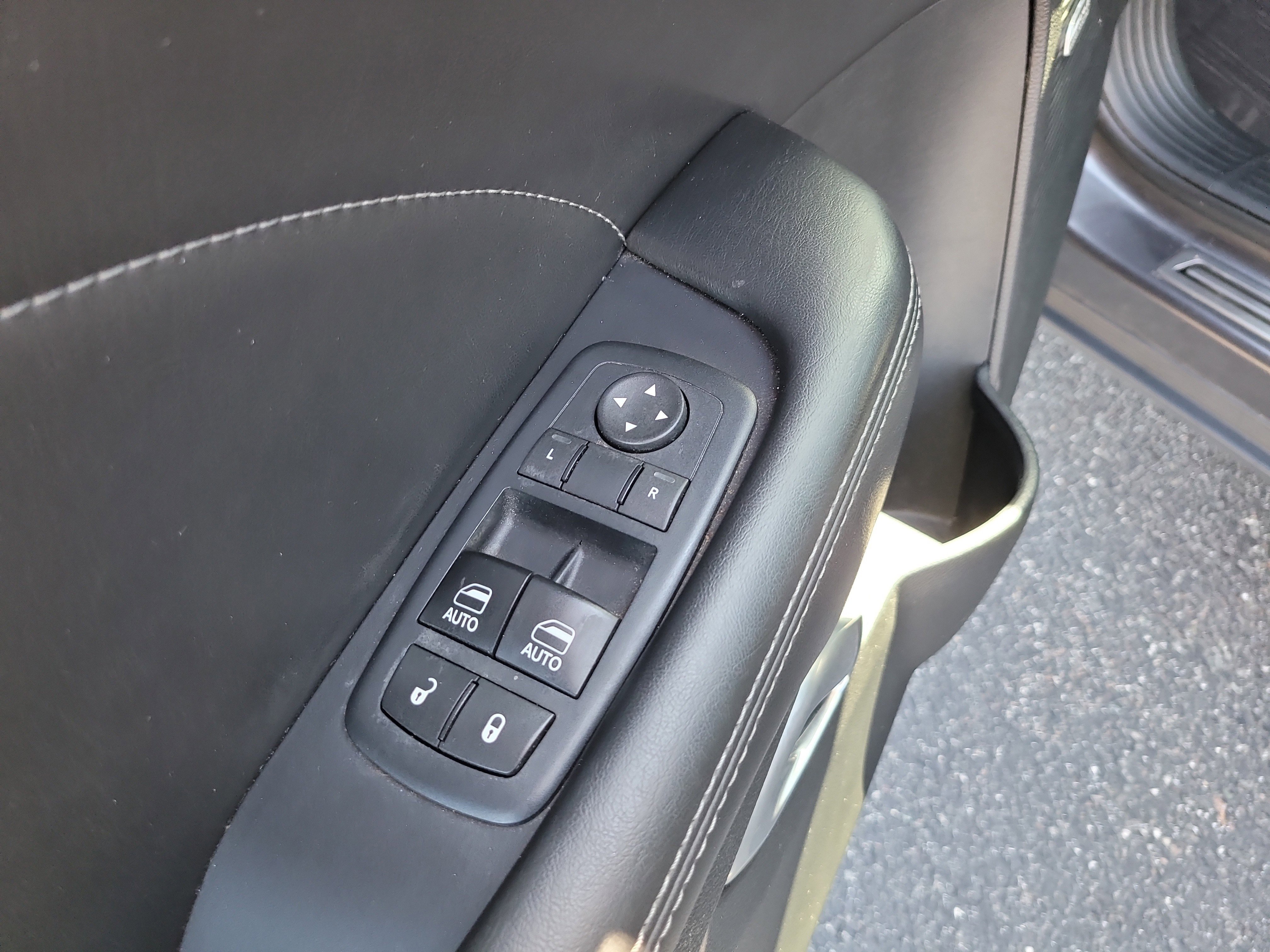 Used 2017 Dodge Challenger R/T Plus image 12