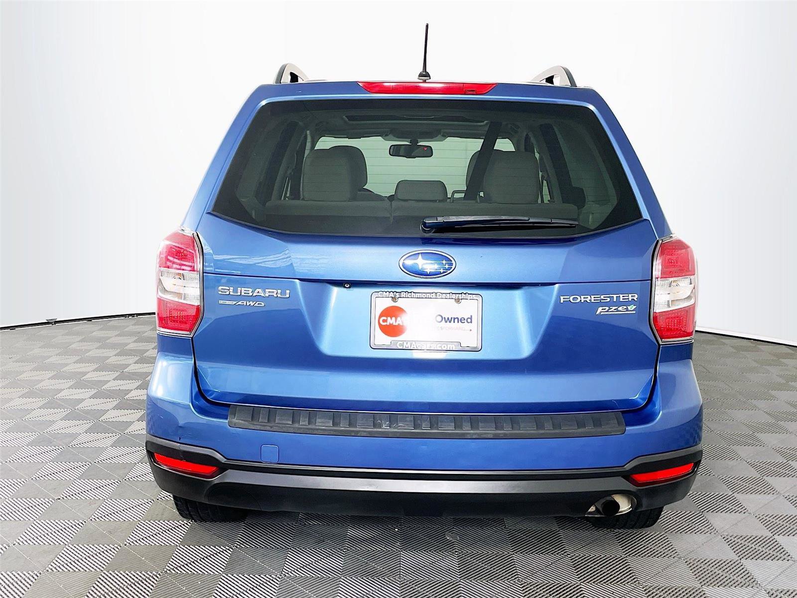 Used 2015 Subaru Forester 2.5i Premium w/ All-Weather Package AWD/4WD image 7