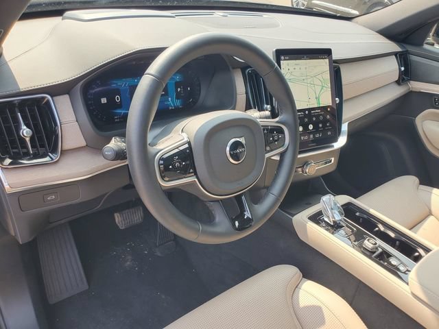 Certified 2026 Volvo XC90 B6 Ultra w/ Protection Package Premier AWD/4WD image 17