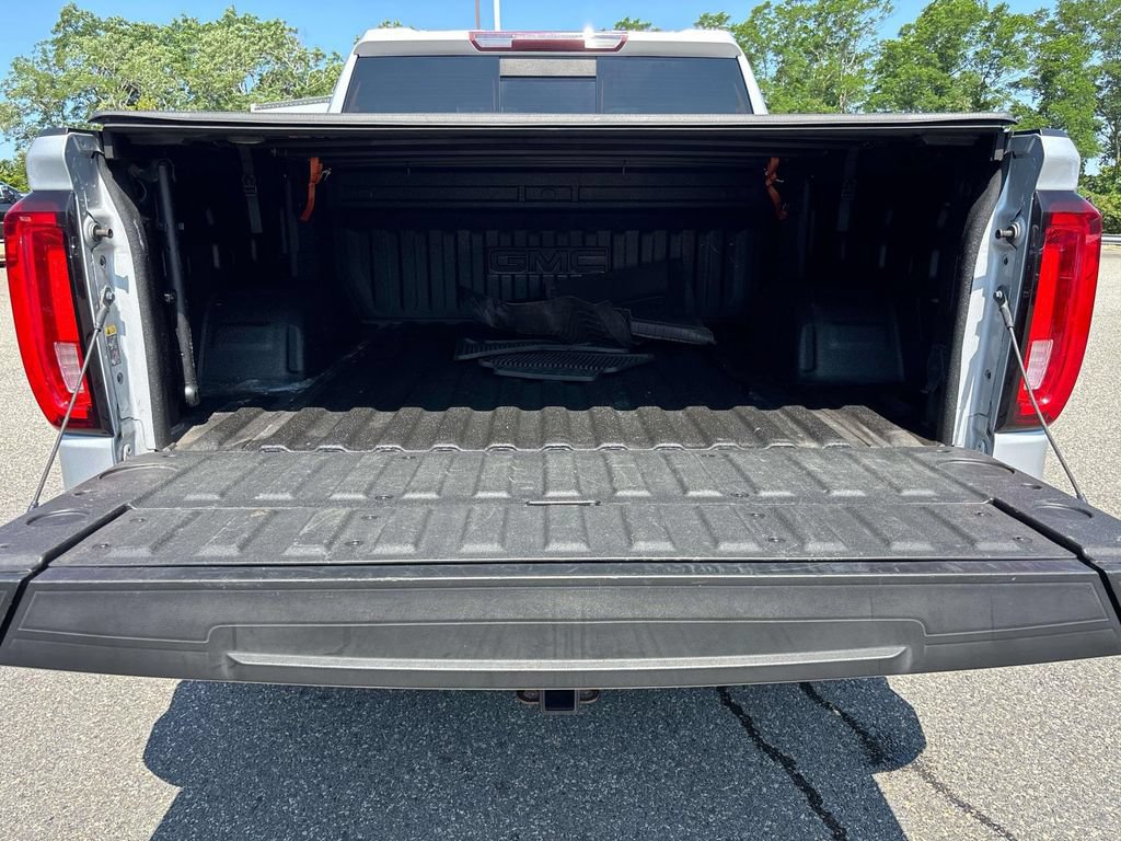 Used 2019 GMC Sierra 1500 SLT w/ SLT Premium Plus Package AWD/4WD image 17
