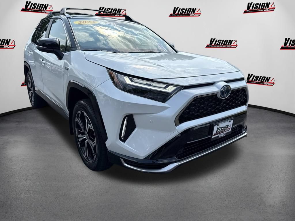 Used 2023 Toyota RAV4 XSE w/ Premium Package AWD/4WD image 3
