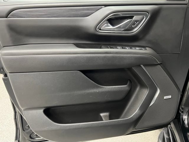 Used 2024 GMC Yukon SLT AWD/4WD image 23