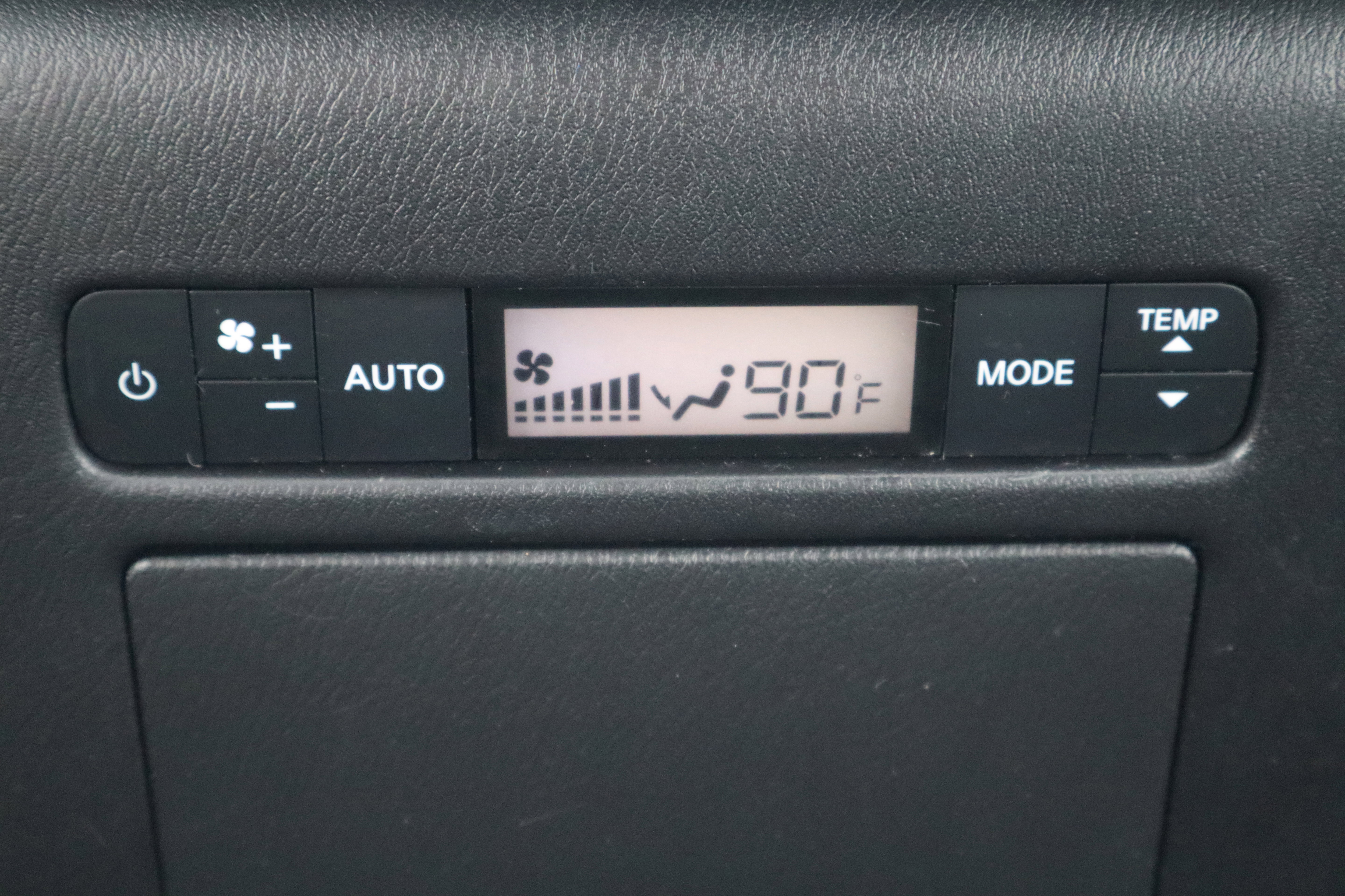 Used 2024 Nissan Armada SL w/ Midnight Edition Package image 26