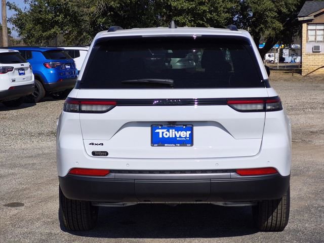 New 2026 Jeep Grand Cherokee Altitude image 5