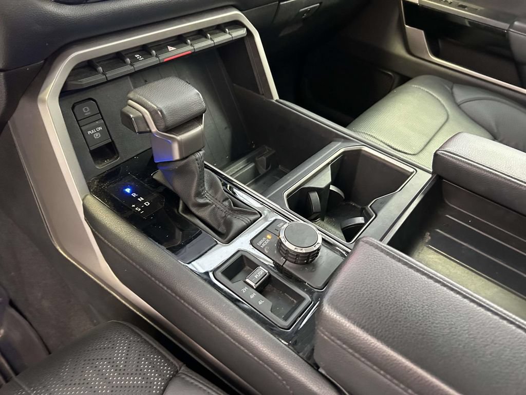 Used 2024 Toyota Tundra Limited AWD/4WD image 21