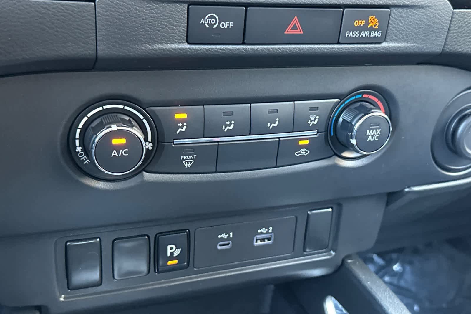 Used 2024 Nissan Frontier SV w/ Technology Package image 18
