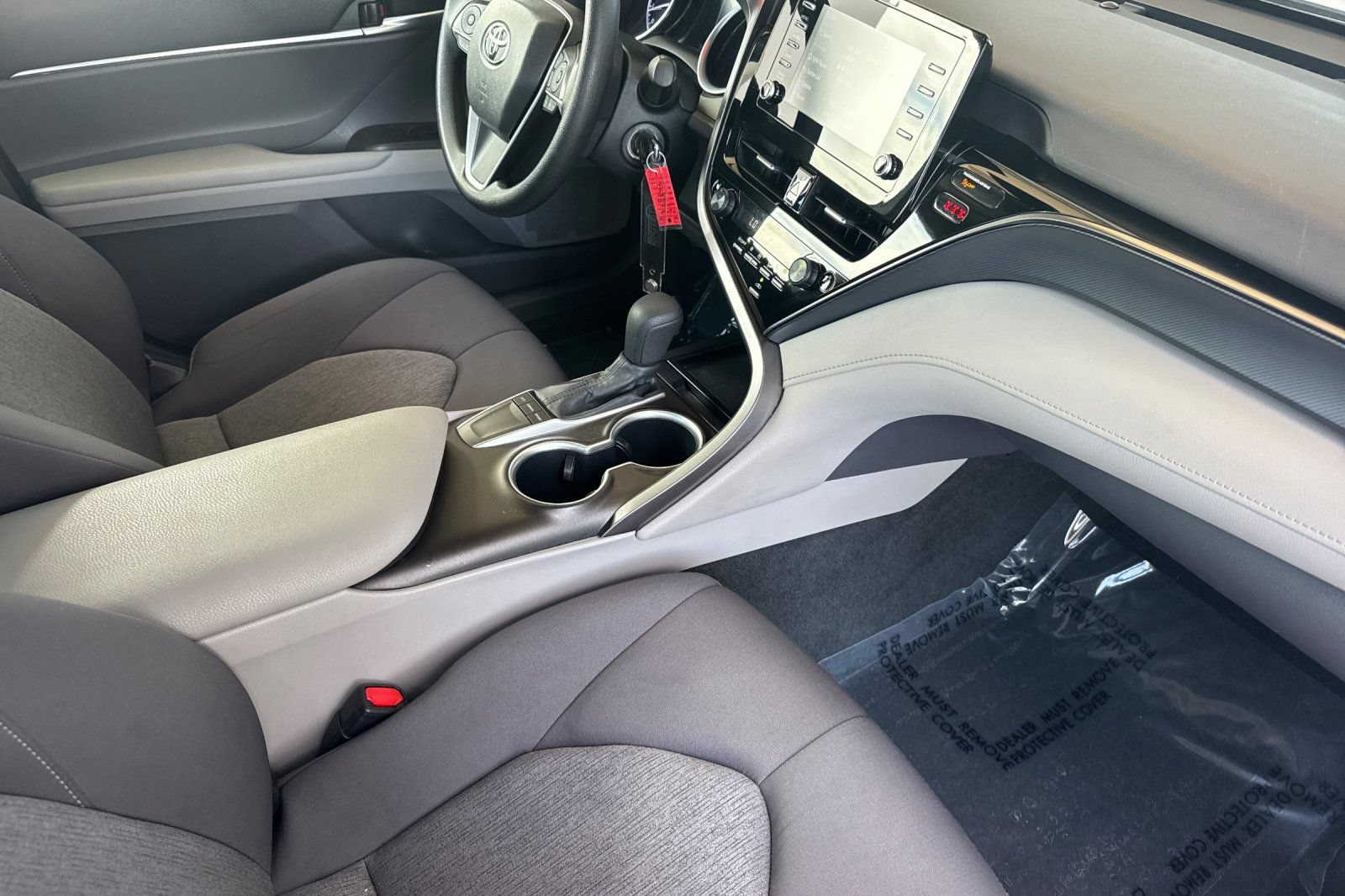 Certified 2024 Toyota Camry LE FWD image 19