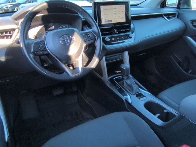 Used 2023 Toyota Corolla Cross LE image 27