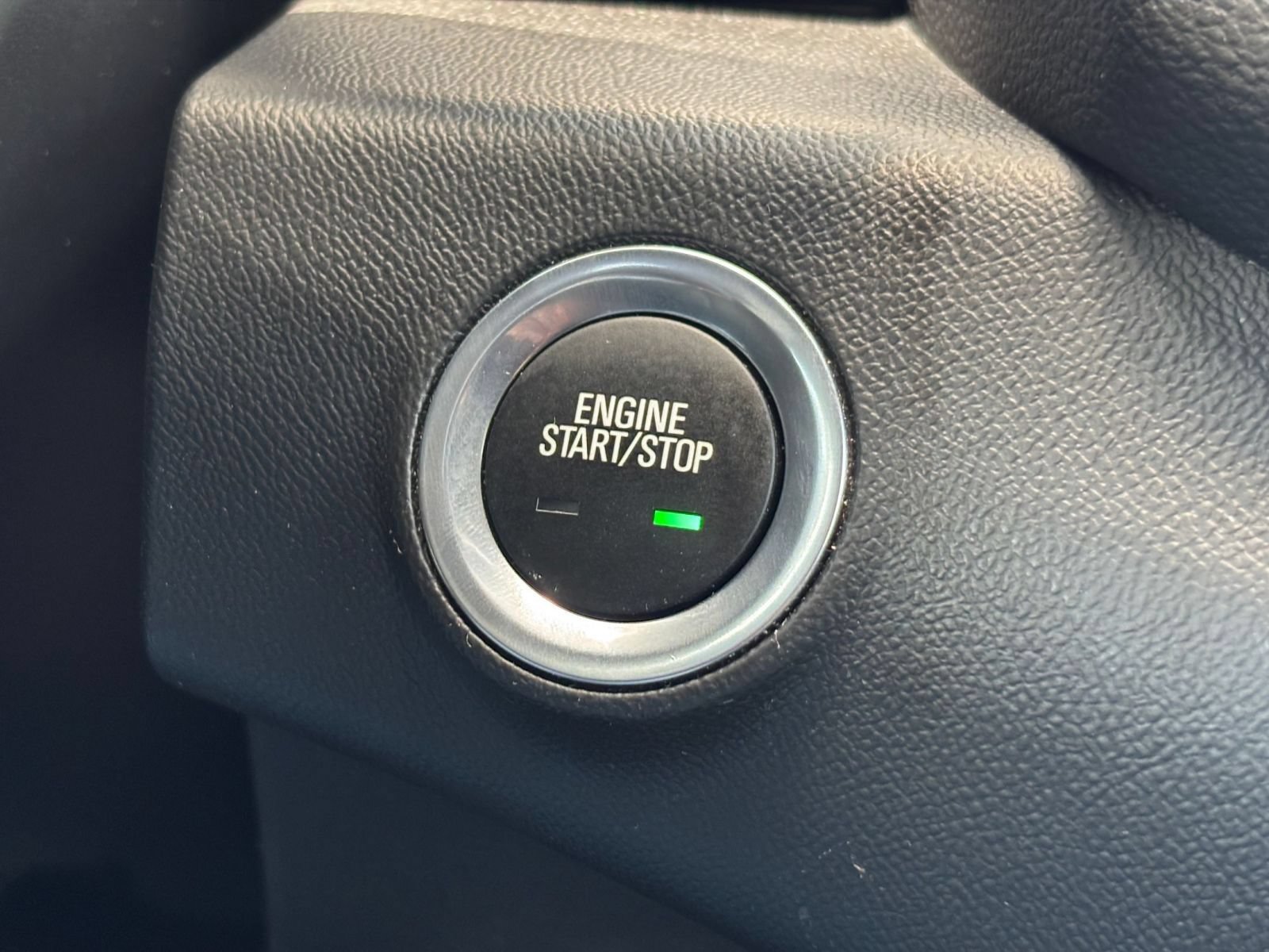 Used 2024 GMC Terrain SLE FWD image 22