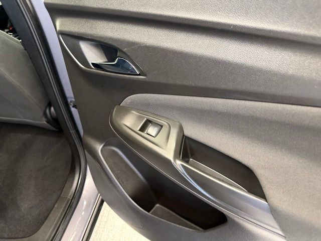 Used 2023 Chevrolet Bolt EUV LT FWD image 25