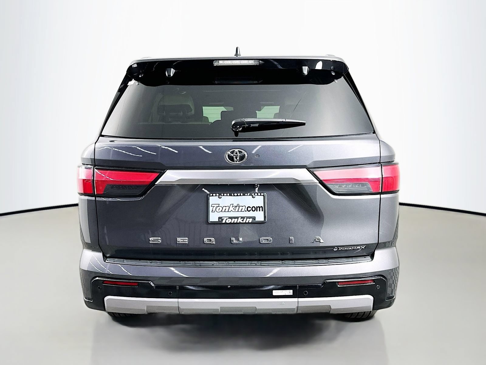 Certified 2025 Toyota Sequoia Capstone AWD/4WD image 6