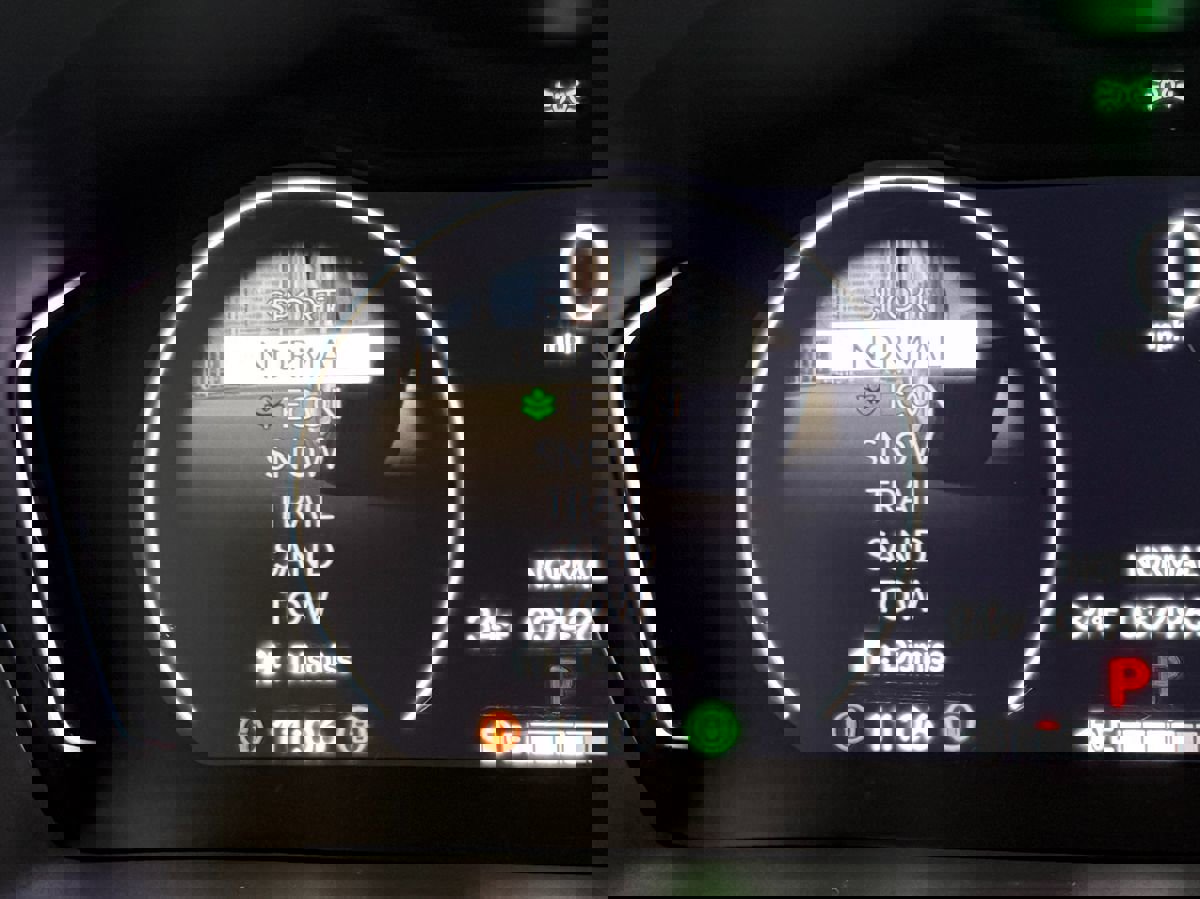 Used 2024 Honda Pilot Touring image 20