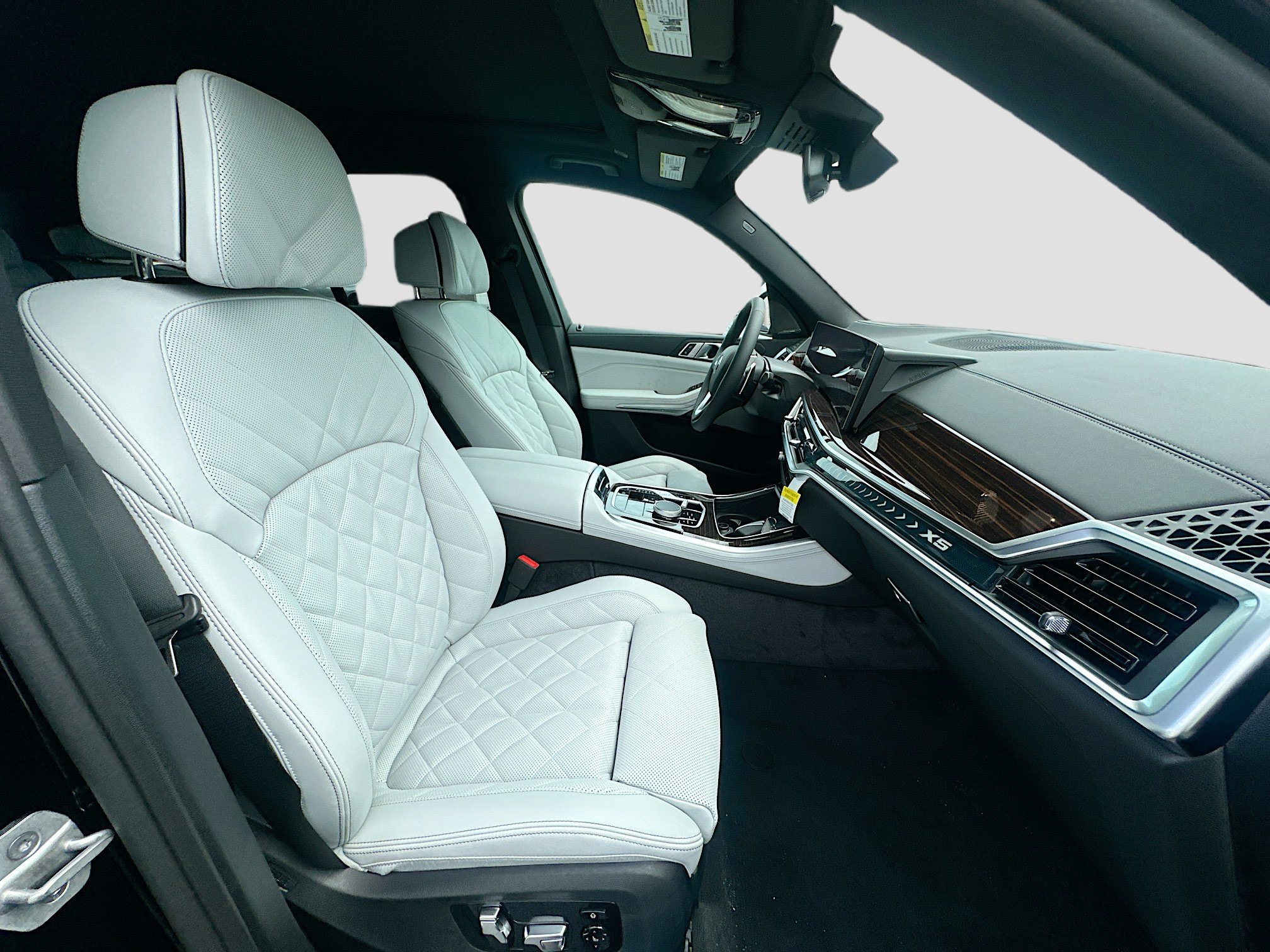 New 2026 BMW X5 sDrive40i image 23
