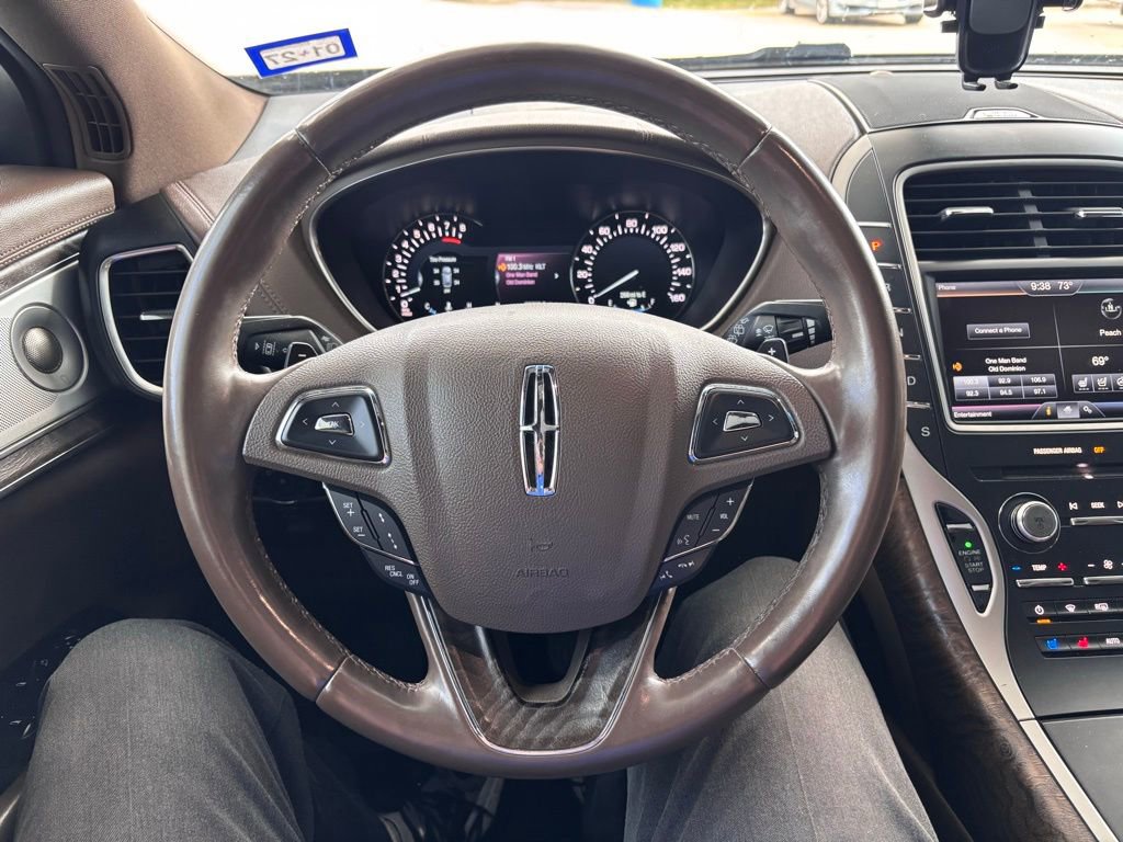 Used 2016 Lincoln MKX Reserve w/ Luxury Package image 22