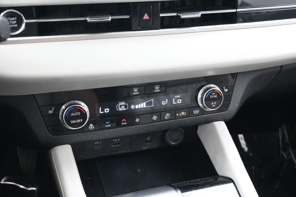Used 2023 Mitsubishi Outlander SEL AWD/4WD image 19