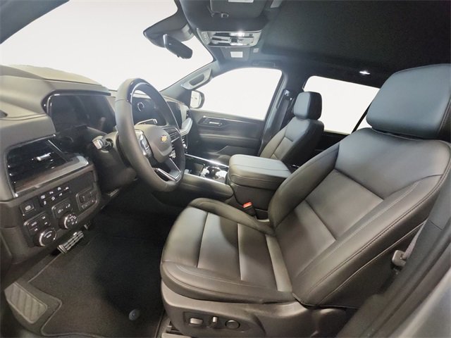 New 2025 Chevrolet Suburban LT w/ Advanced Technology Package image 9