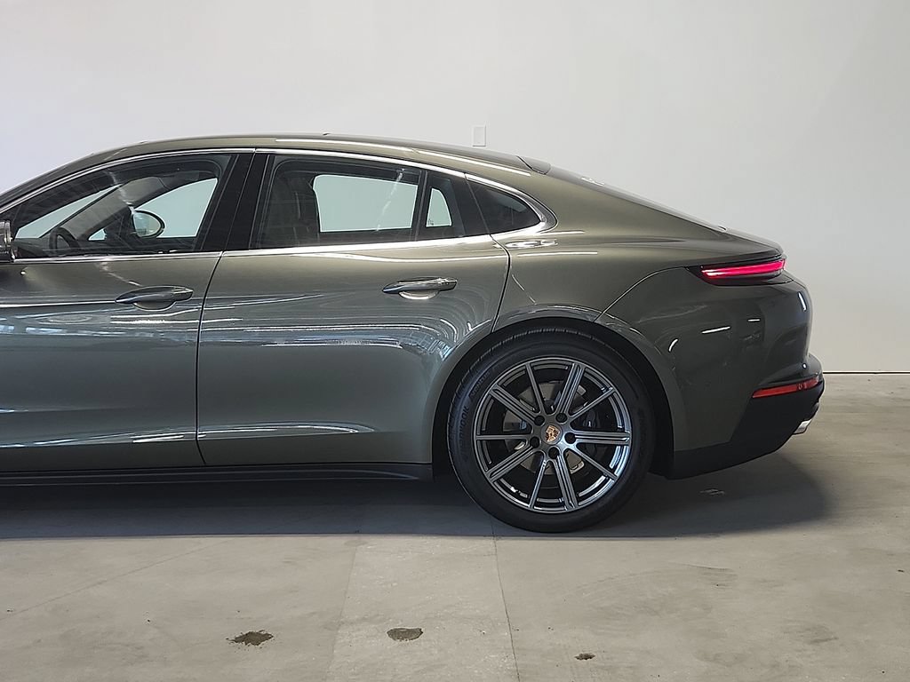New 2026 Porsche Panamera 4 AWD/4WD image 7