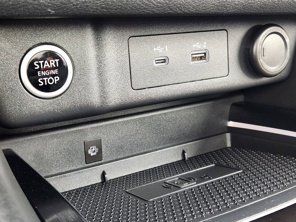 Used 2022 Nissan Rogue Platinum w/ Head-Up Display Package image 26