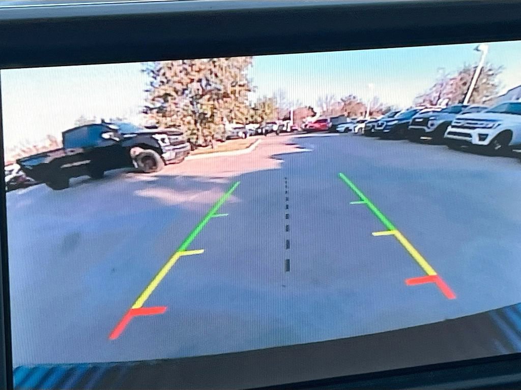 Used 2024 Ford Maverick Lariat image 14