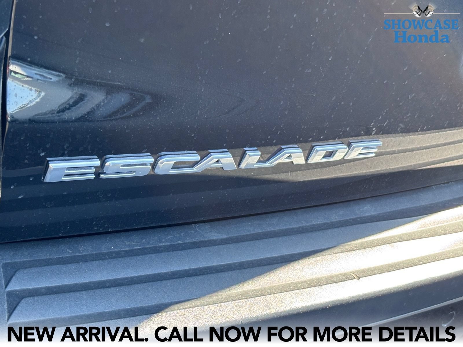 Used 2018 Cadillac Escalade ESV Luxury AWD/4WD image 10