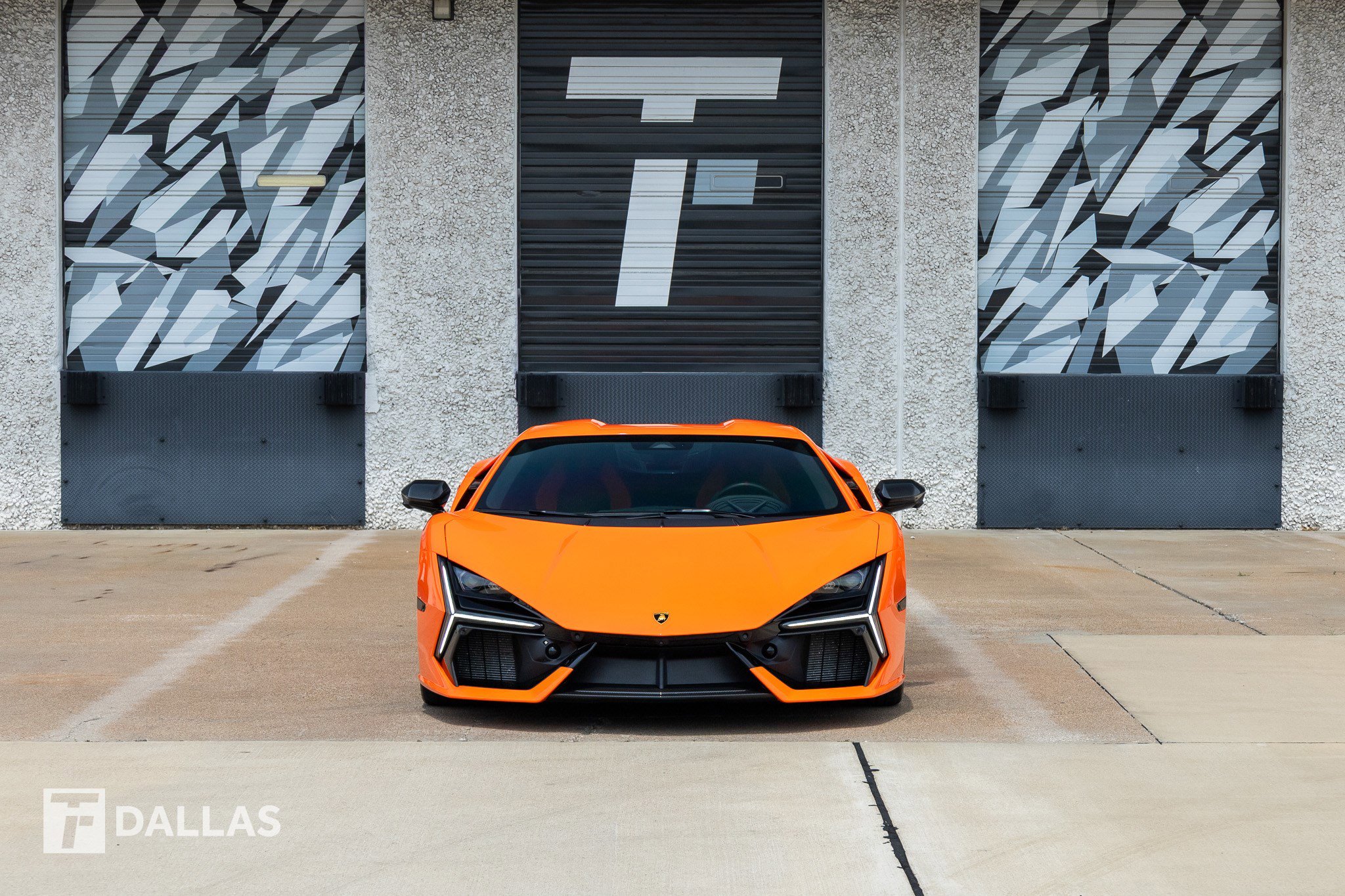 Used 2024 Lamborghini Revuelto AWD/4WD image 3