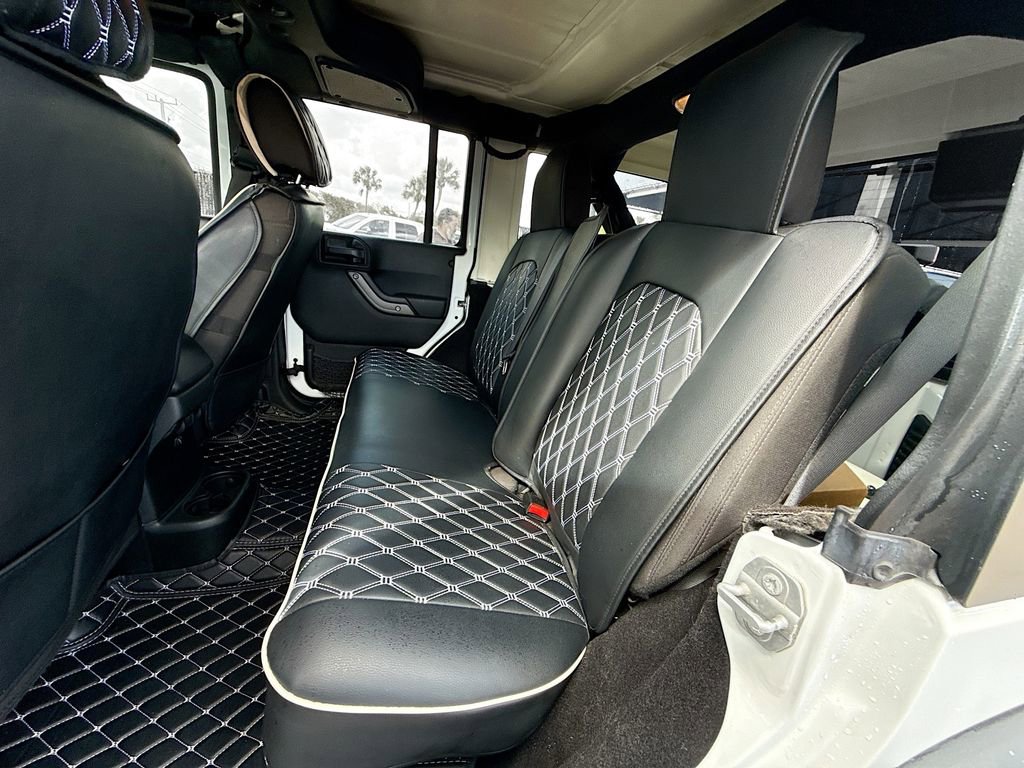 Used 2017 Jeep Wrangler Unlimited Sport image 27