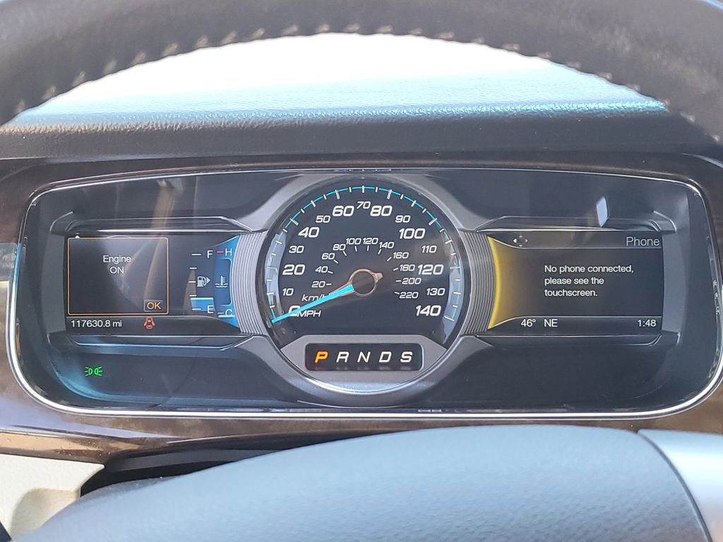 Used 2018 Ford Taurus Limited FWD image 13