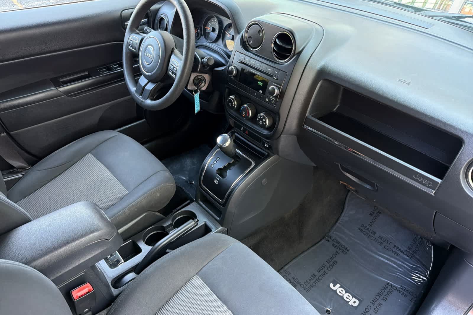 Used 2015 Jeep Patriot Sport w/ Power Value Group AWD/4WD image 18