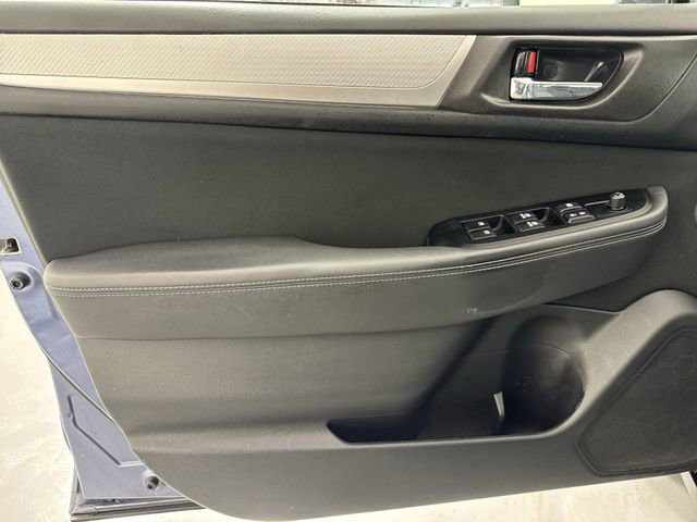 Used 2018 Subaru Outback 2.5i Premium AWD/4WD image 19
