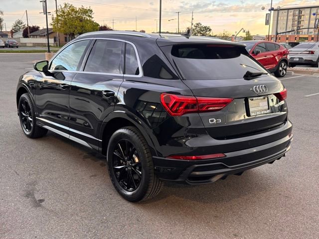 Used 2022 Audi Q3 2.0T Premium w/ Convenience Package AWD/4WD image 4