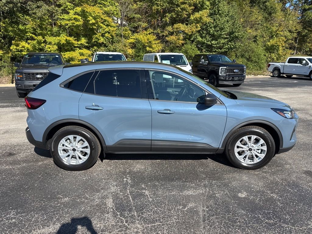 New 2026 Ford Escape Active image 2