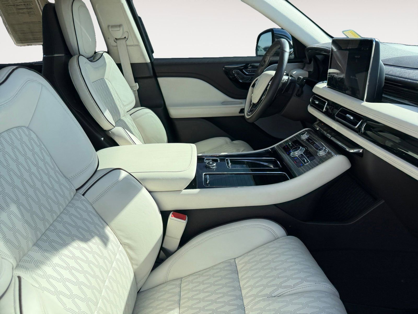 Used 2020 Lincoln Aviator Black Label w/ Dynamic Handling Package image 15