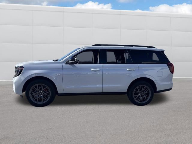 Used 2025 Ford Expedition Platinum w/ Stealth Performance Package image 2