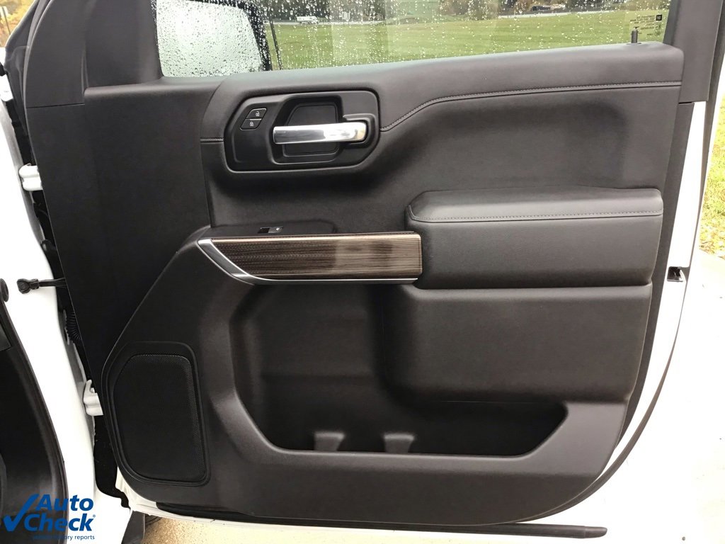 Used 2019 Chevrolet Silverado 1500 LT w/ Texas Edition image 22