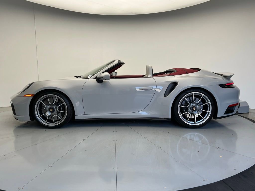Used 2021 Porsche 911 Turbo S image 2