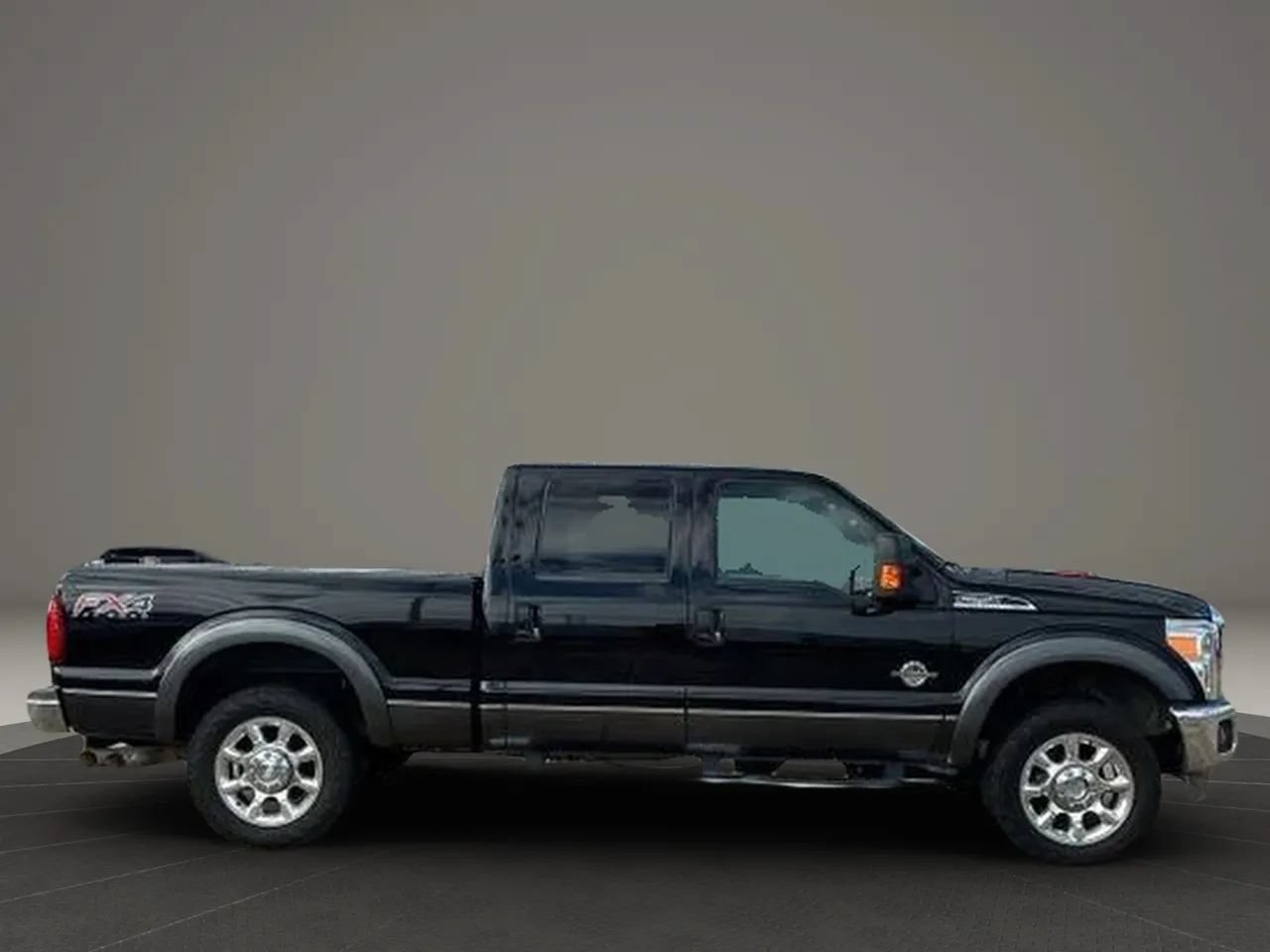 Used 2016 Ford F250 Lariat w/ Lariat Ultimate Package AWD/4WD image 10