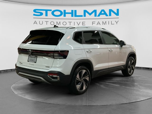 Certified 2026 Volkswagen Taos SE AWD/4WD image 5