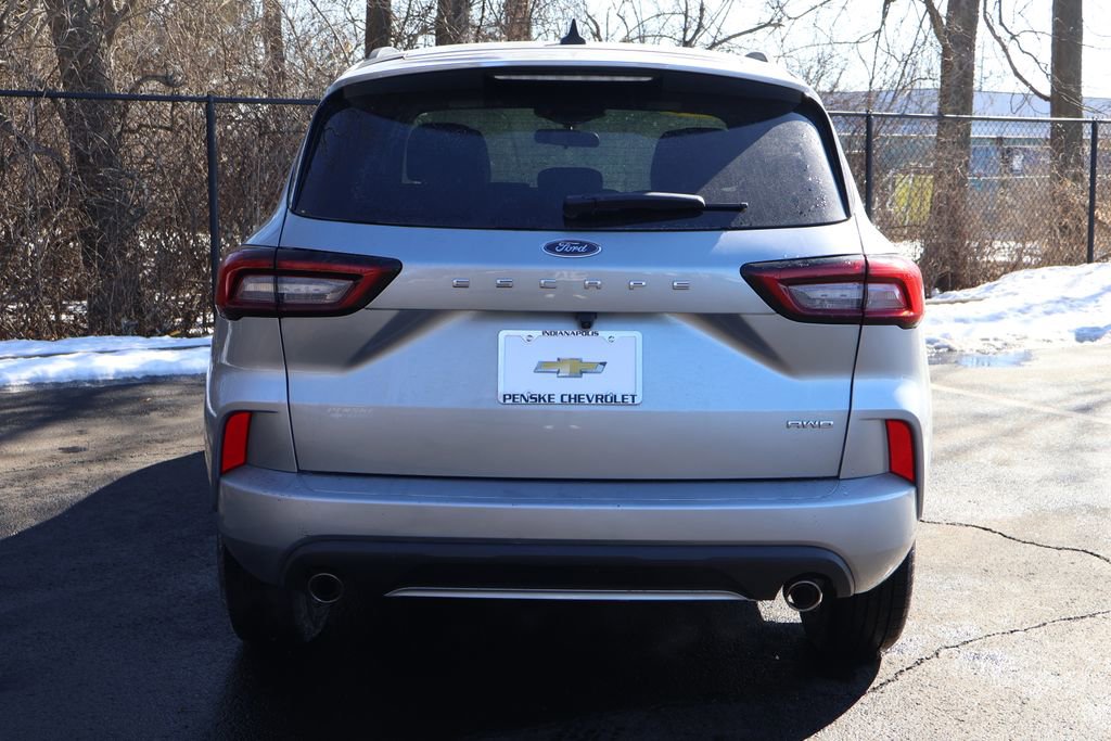 Used 2024 Ford Escape ST-Line image 6