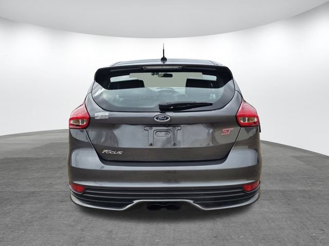 Certified 2018 Ford Focus ST w/ Equipment Group 401A image 4