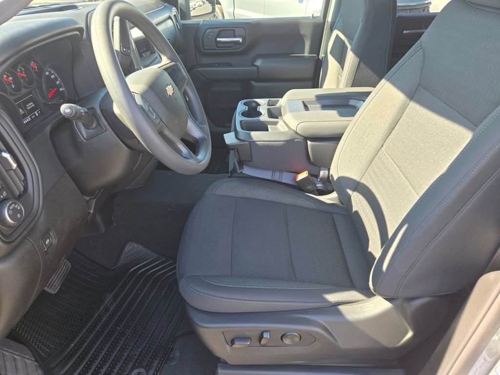 New 2026 Chevrolet Silverado 2500 Custom w/ Custom Value Package image 6