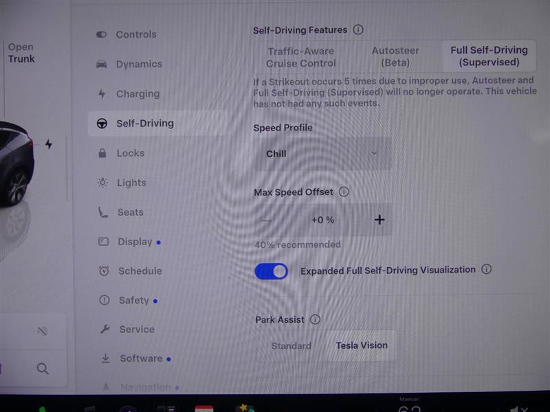 Used 2022 Tesla Model Y Long Range AWD/4WD image 15