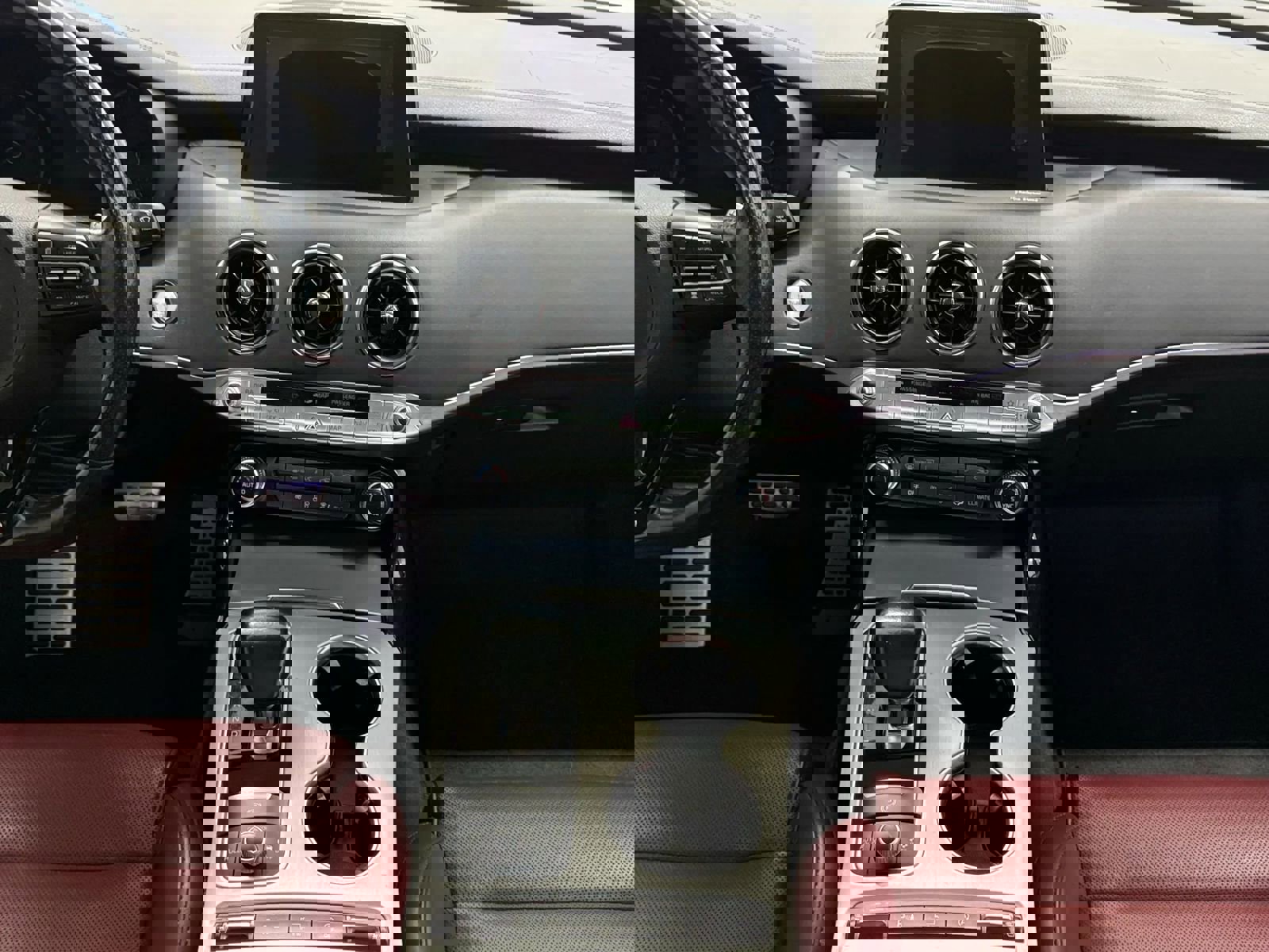 Used 2019 Kia Stinger GT2 image 10