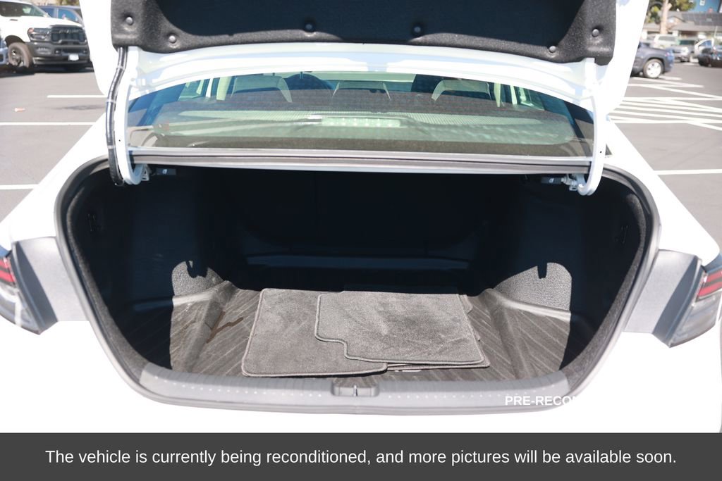 Used 2024 Honda Accord EX image 34