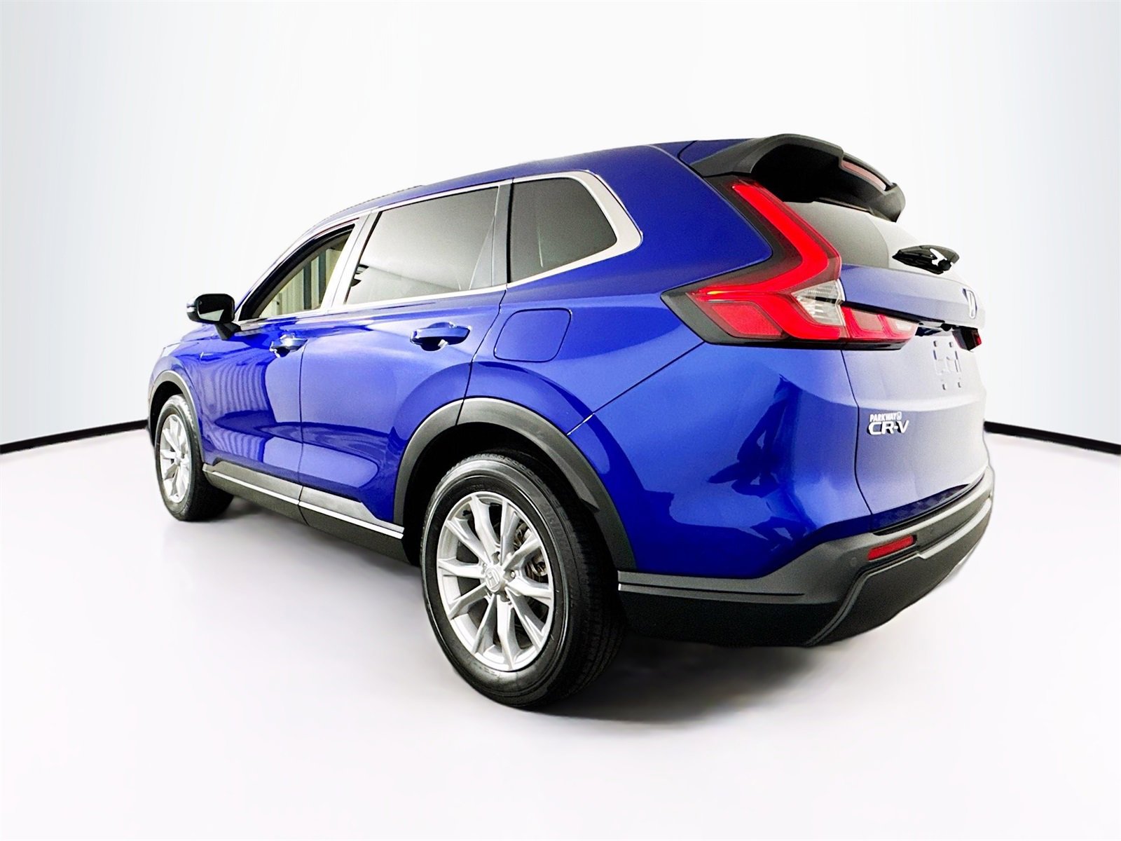 Used 2023 Honda CR-V EX-L image 4